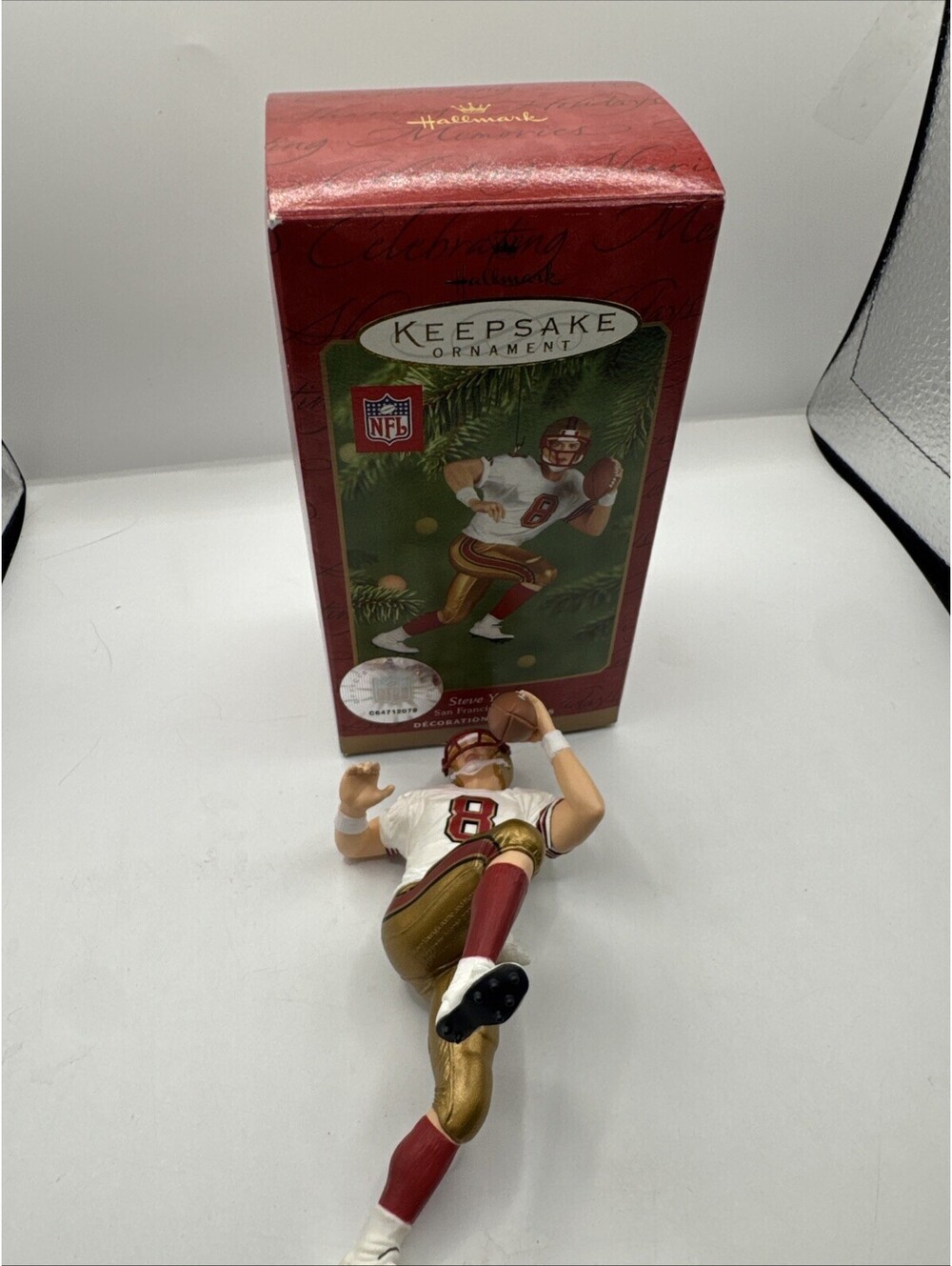 2001 Hallmark San Francisco 49ers Steve Young NFL Football Ornament Keepsake Box